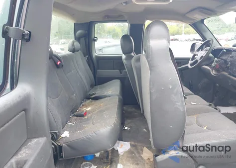 2005 Chevrolet Silverado 1500 Work Truck from USA, damaged, VIN 1GCEC19X15Z264141